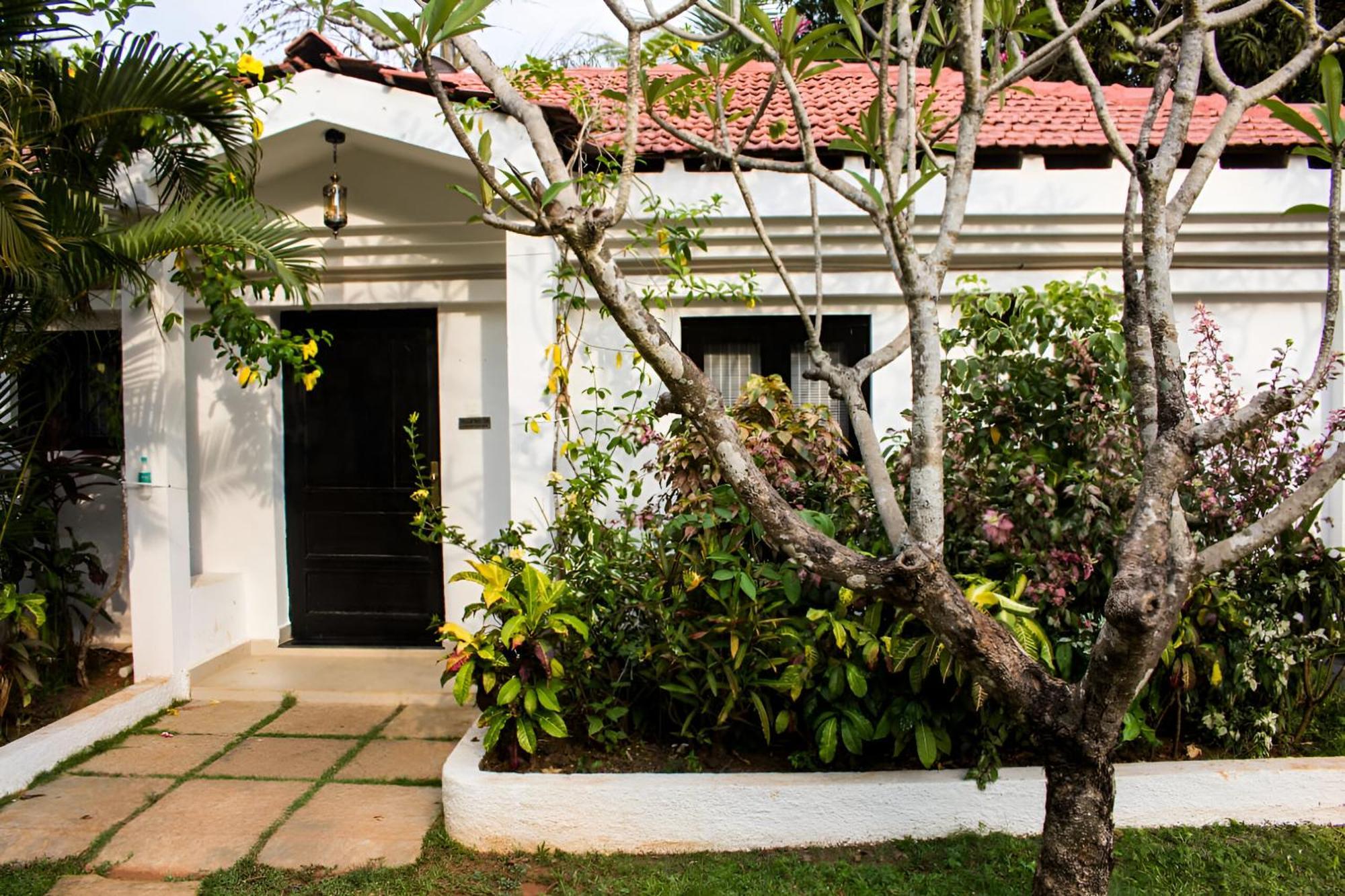 Shikara Beach Resort Cavelossim Eksteriør bilde